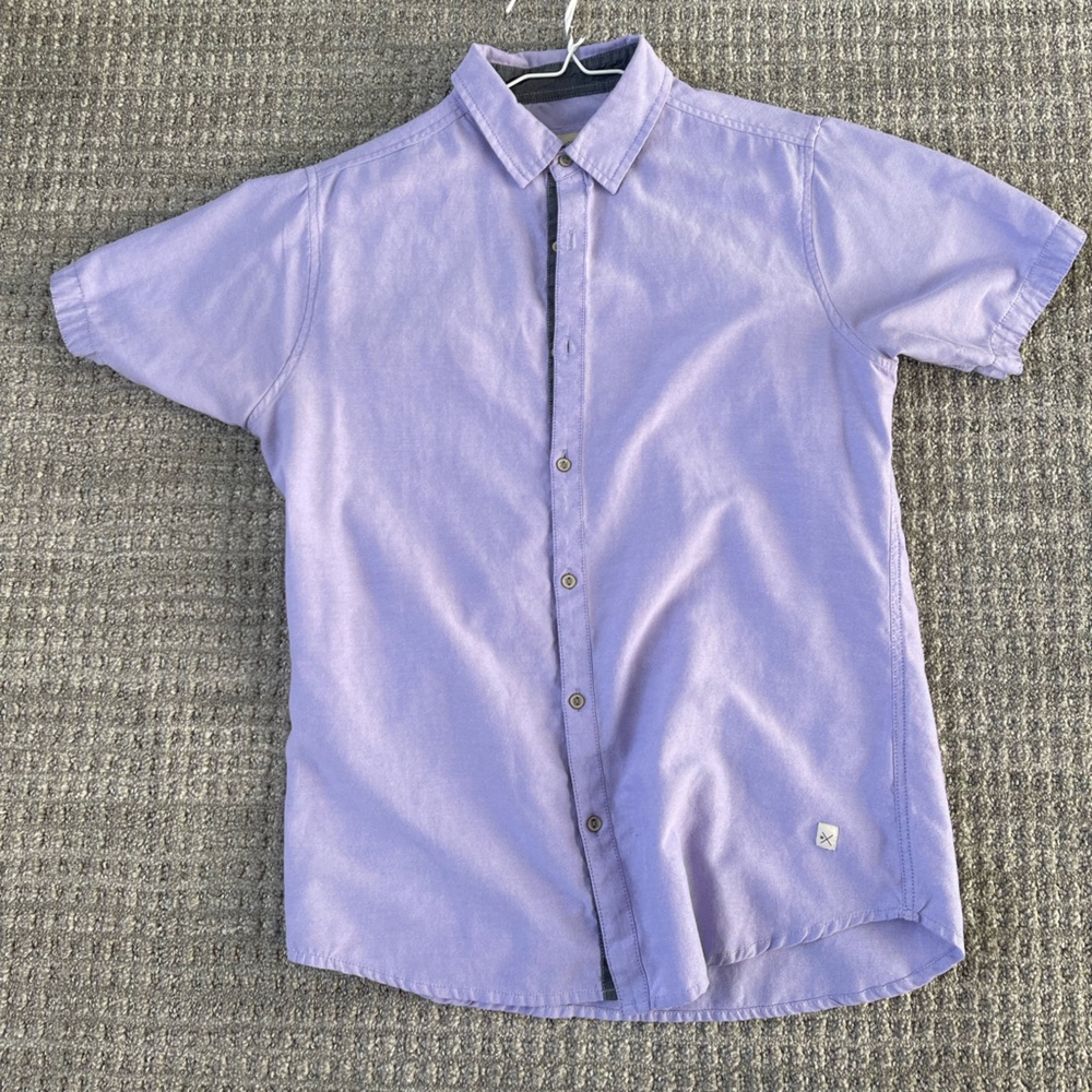 Button up short sleeve shirt